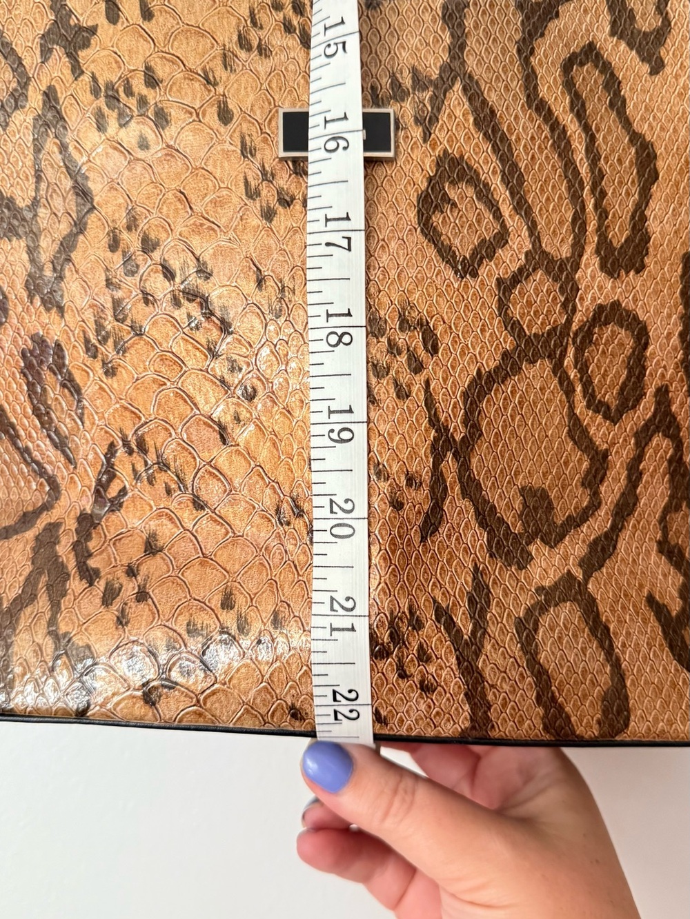 Designer-Inspired Tan and Dark Brown Snake-Print Shoulder Bag - Picture 5 of 7